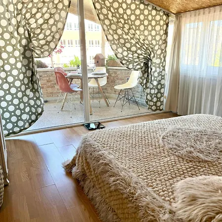 Merkez Deniz Yakini Muhtesem Teras Keyfi Antalya