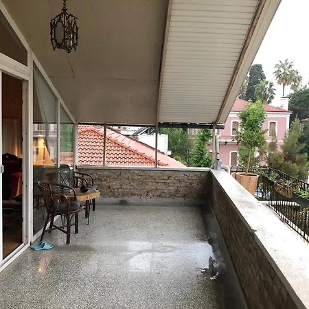 Merkez Deniz Yakini Muhtesem Teras Keyfi Antalya