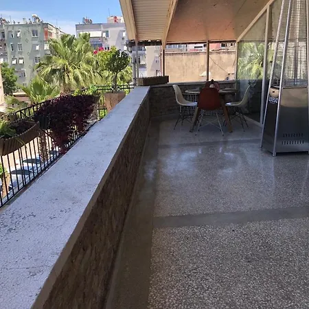 Merkez Deniz Yakini Muhtesem Teras Keyfi Antalya