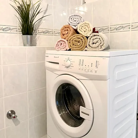 Apartman Merkez Deniz Yakini Muhtesem Teras Keyfi