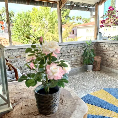 Merkez Deniz Yakini Muhtesem Teras Keyfi * Antalya